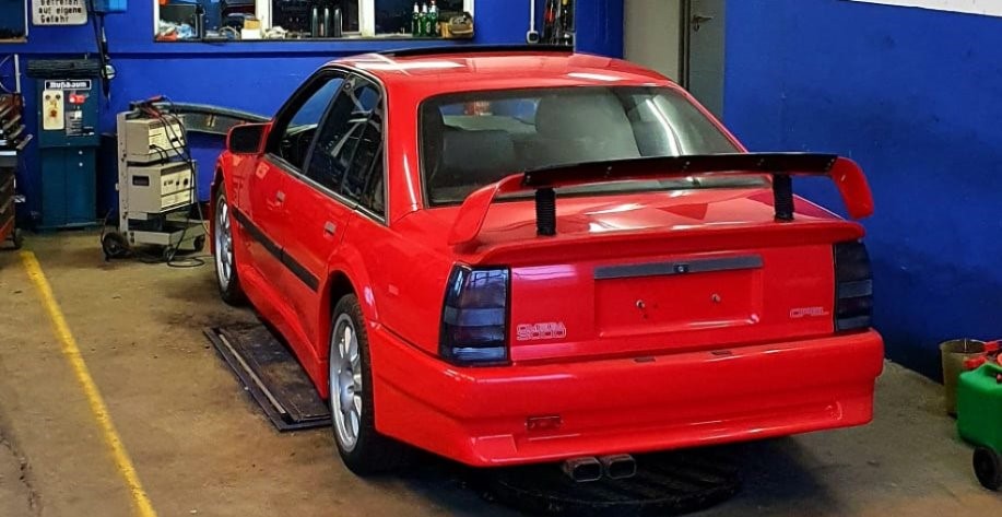 Seltener Roter Opel Omega Evo 500